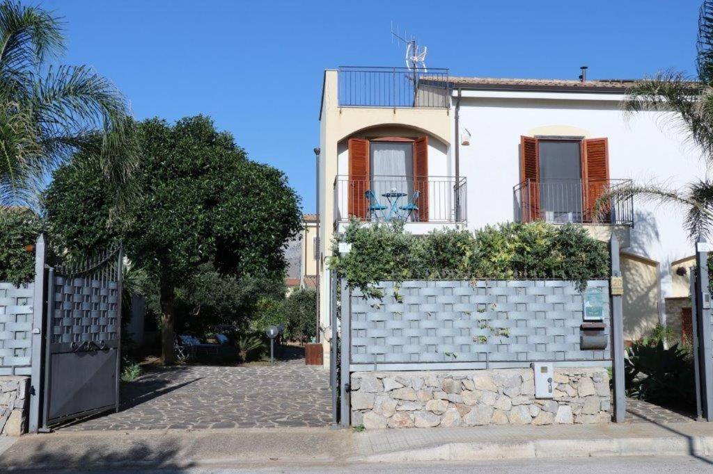 Villa Cavalluccio Marino Con Piscina Idromassaggio Carini Εξωτερικό φωτογραφία